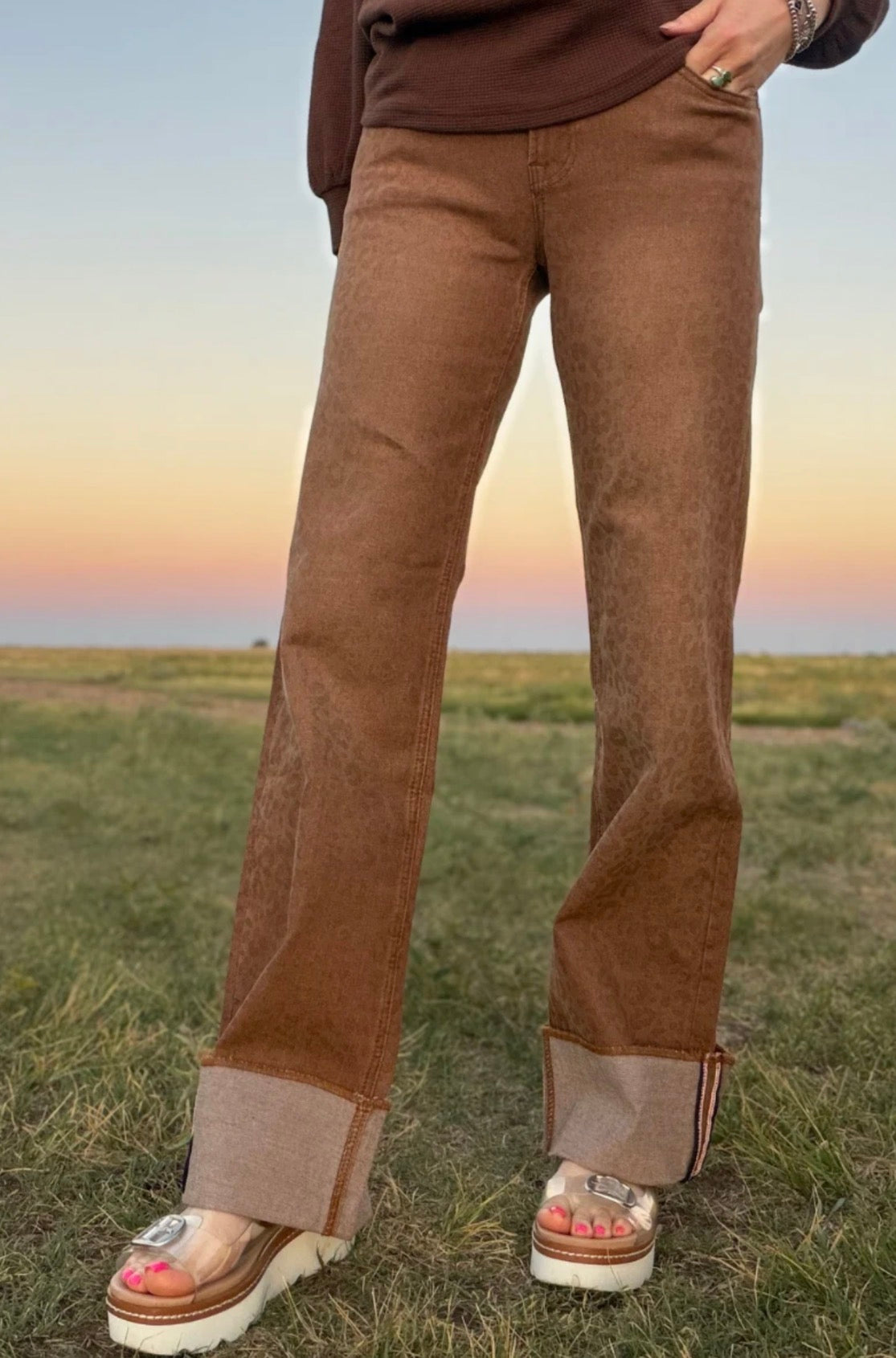 The Sand Cat Cuffed Jean