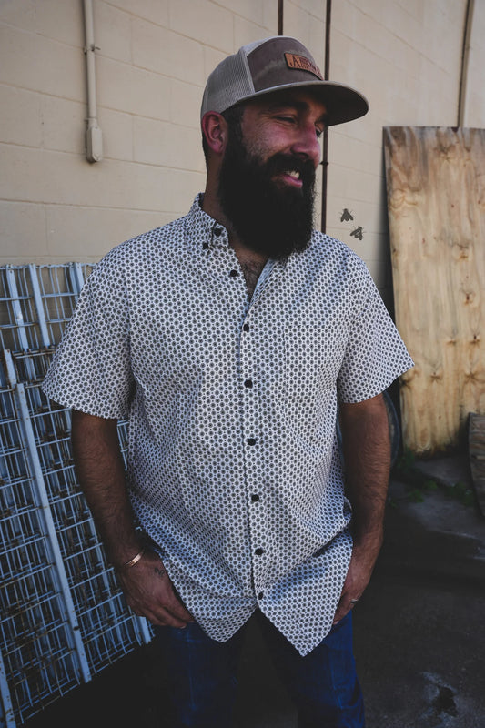 Men’s Southern Draw Button Down