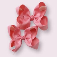 Girls Scalloped Hair Bow