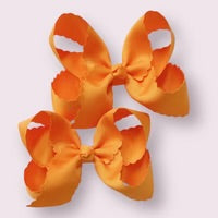 Girls Scalloped Hair Bow