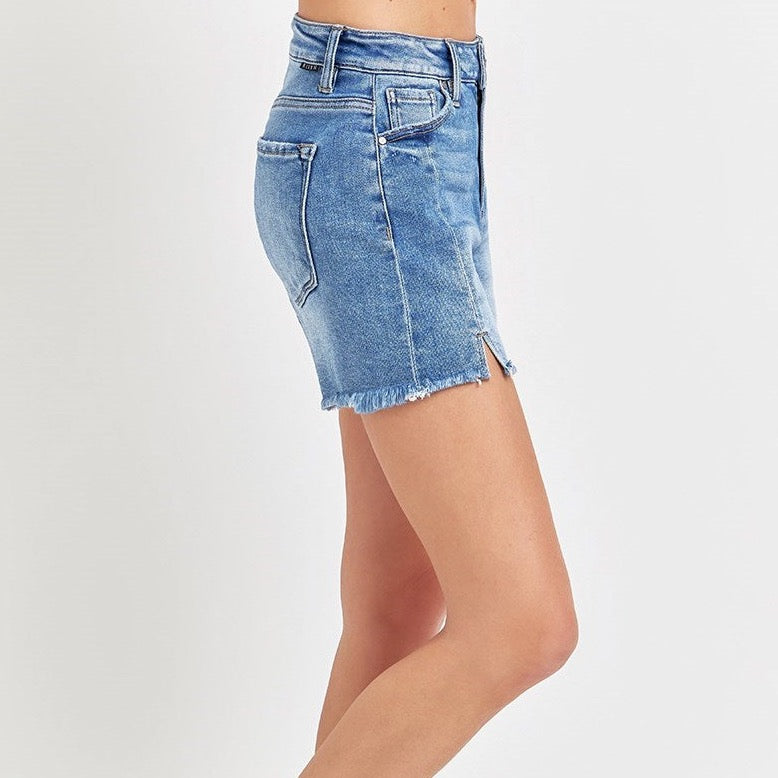 Maddie Medium Wash Shorts